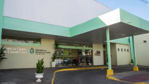 Incêndio no Hospital César Cals gera evacuação emergencial