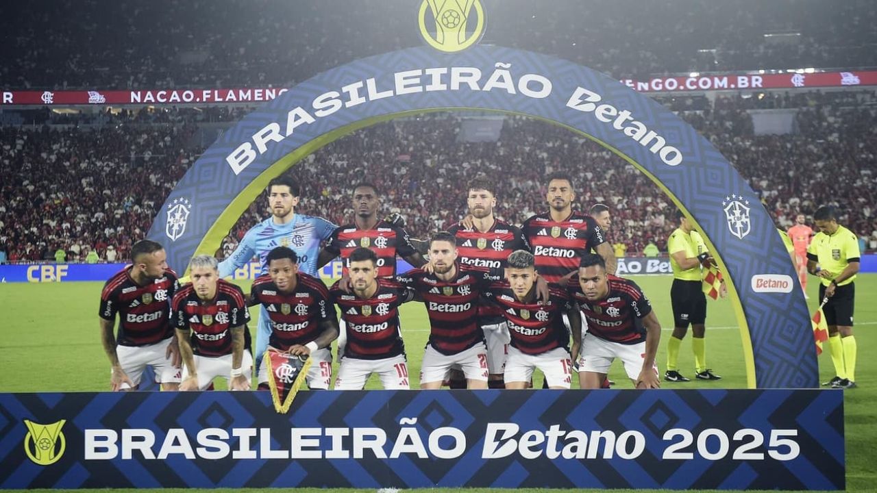 Flamengo vence Bragantino e fica perto do título do Brasileirão 2025