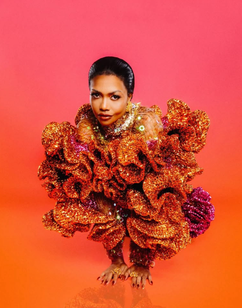 Gaby Amarantos usando look de crochê. Peça criada por Gustavo Silvestre em parceria com Bruno Pimentel