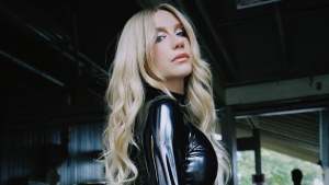 Kesha é confirmada para show no pré-carnaval de 2026 no Brasil