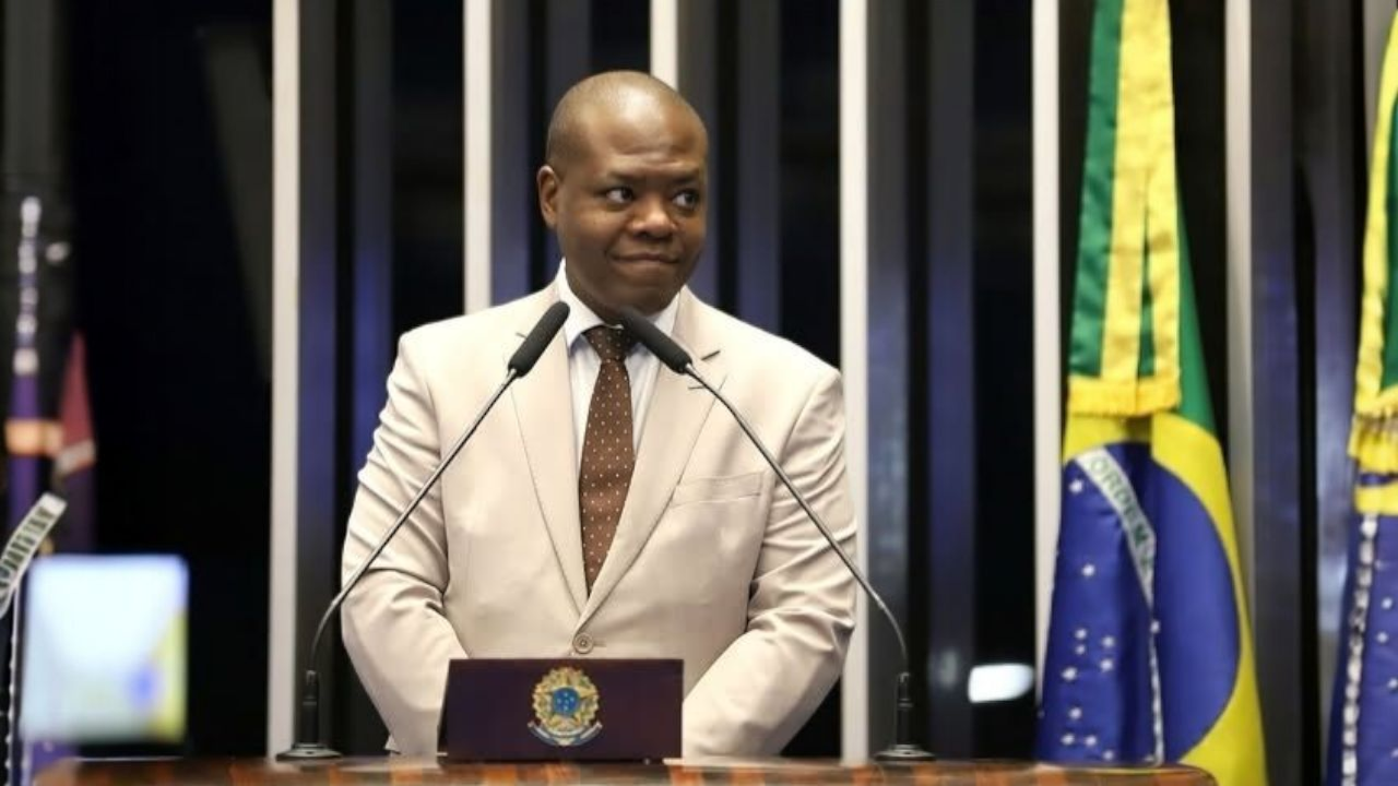 Pronunciamento de Silvio Almeida sobre os direitos humanos | Reprodução/Instagram/@silviolual