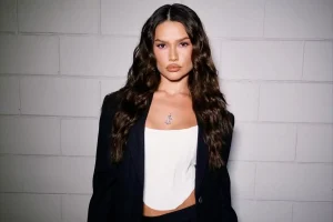 Juliette mobiliza celebridades em campanha contra feminicídio